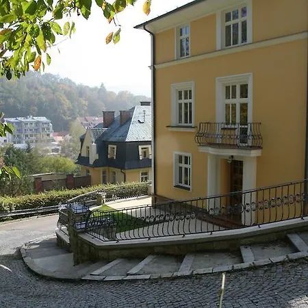 Romana